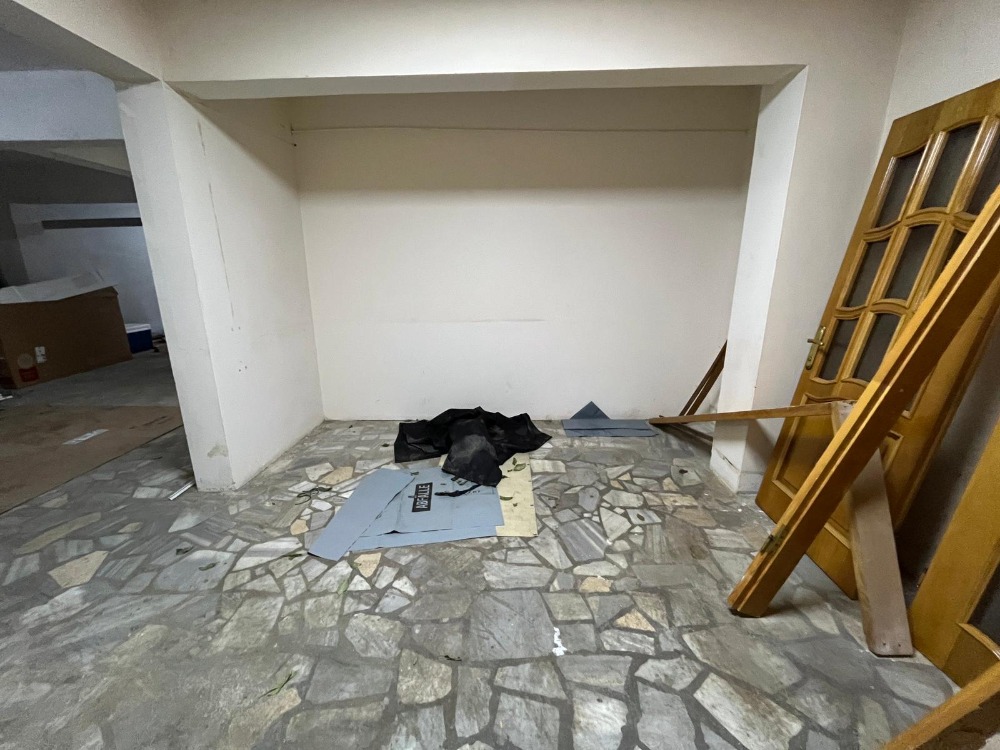 180 M2 NET KULLANIM ALANLI DÜZ GİRİŞLİ KİRALIK DÜKKAN 