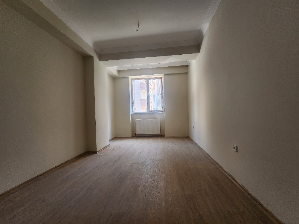  KARTAL ORHANTEPEDE SAHİLE YÜRÜME MESAFESİNDE 2+1 SATILIK DAİRE