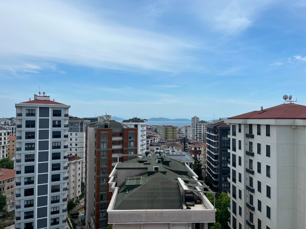 ÇINAR GOLD SİTESİNDE FULL EŞYALI DENİZ MANZARALI KİRALIK DAİRE