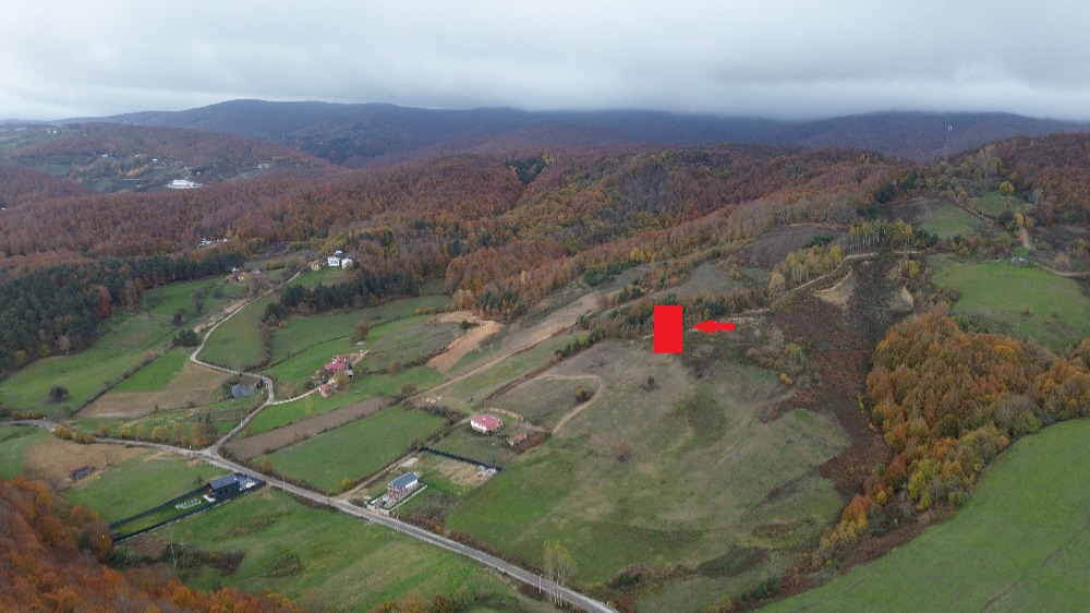  BURSA İZNİK KIRINTI KÖYÜ’NDE VADİ MANZARALI 463 m² İMARLI ARSA