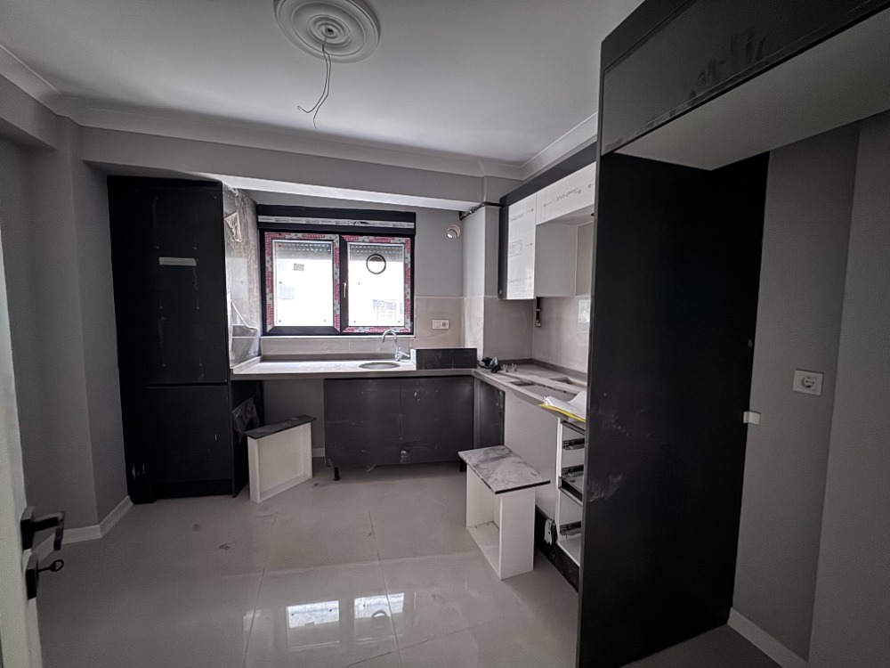 PENDİK BATI MAH. 3+1 DENİZE 200 METRE SATILIK DAİRE