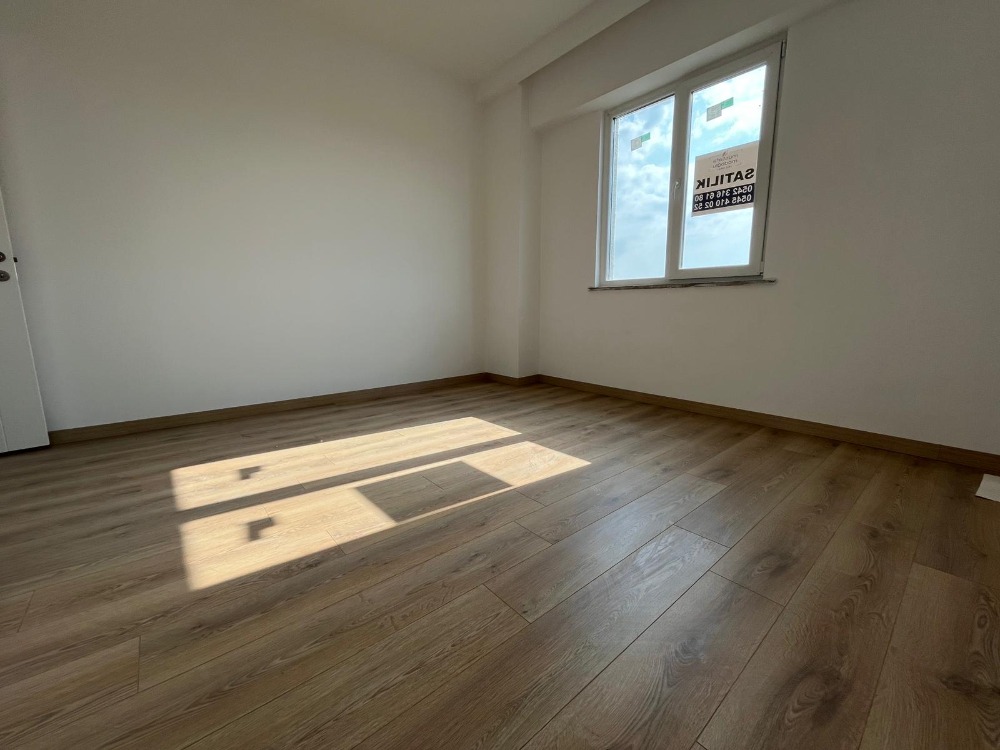 İKİZYUVA GAYRİMENKULDEN YAKACIK DOĞA KOLEJİ KARŞI 3+1 SATILIK DAİRE 