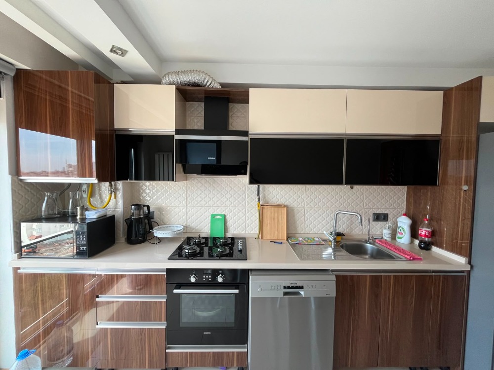 ÇINAR GOLD SİTESİNDE FULL EŞYALI DENİZ MANZARALI KİRALIK DAİRE