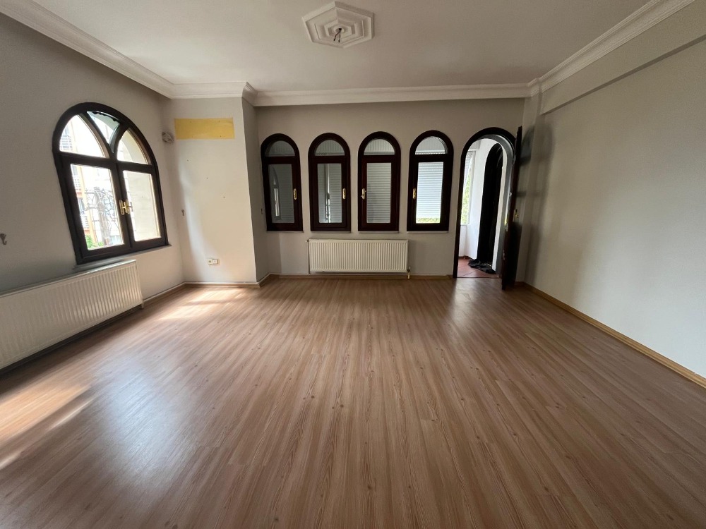 İKİZYUVA GAYRİMENKULDEN 140 M2 NET 3+1 KONUM AVANTAJLI KİRALIK DAİRE
