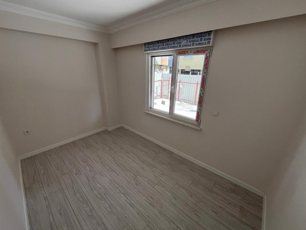 İKİZYUVA GAYRİMENKULDEN GENİŞ 1+1 MERKEZİ KONUMLU SATILIK DAİRE