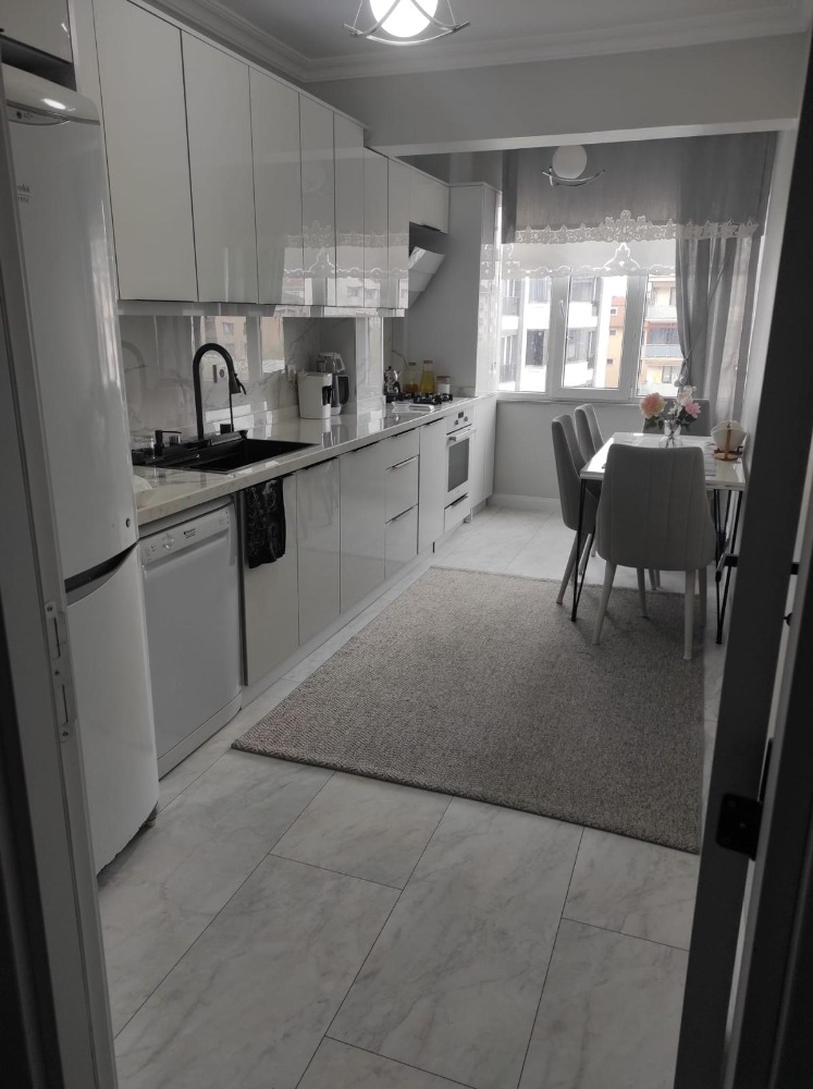 Soğanlık Eray Kent Sitesi'nde 3+1 Sıfır Yapılı, Krediye Uygun Daire