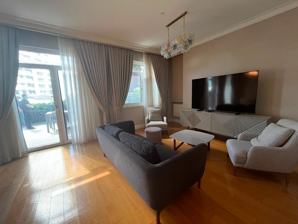 EMAAR SQUARE REZİDANCEDE HERMES CEPHE AÇIK TERASLI 155 M2 DAİRE