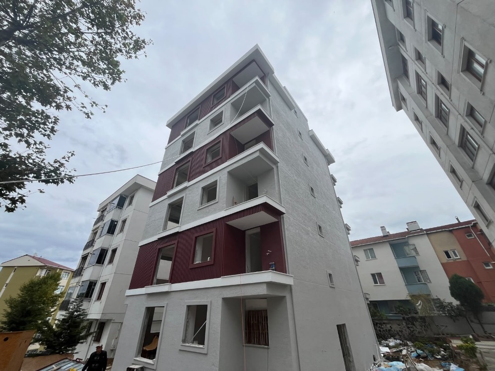 !!! TAPU MASRAFI YOK !!! METROYA YÜRÜME MESAFESİNDE 2+1 SATILIK DAİRE 