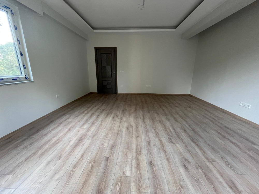 İKİZYUVA GAYRİMENKULDEN İSKANLI 3+1 ARA KAT DAİRE