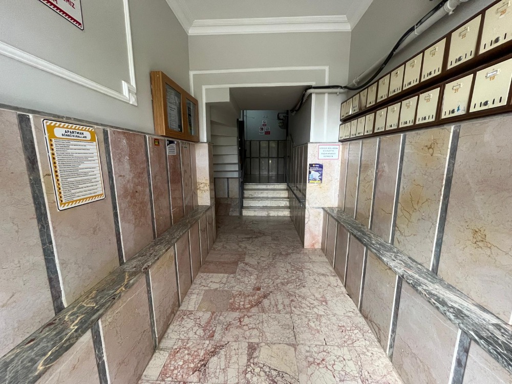 KARTAL SOĞANLIK GÜMÜŞPINAR’DA KİRALIK 4+2 DAİRE – YEŞİLKONAK SİTESİ