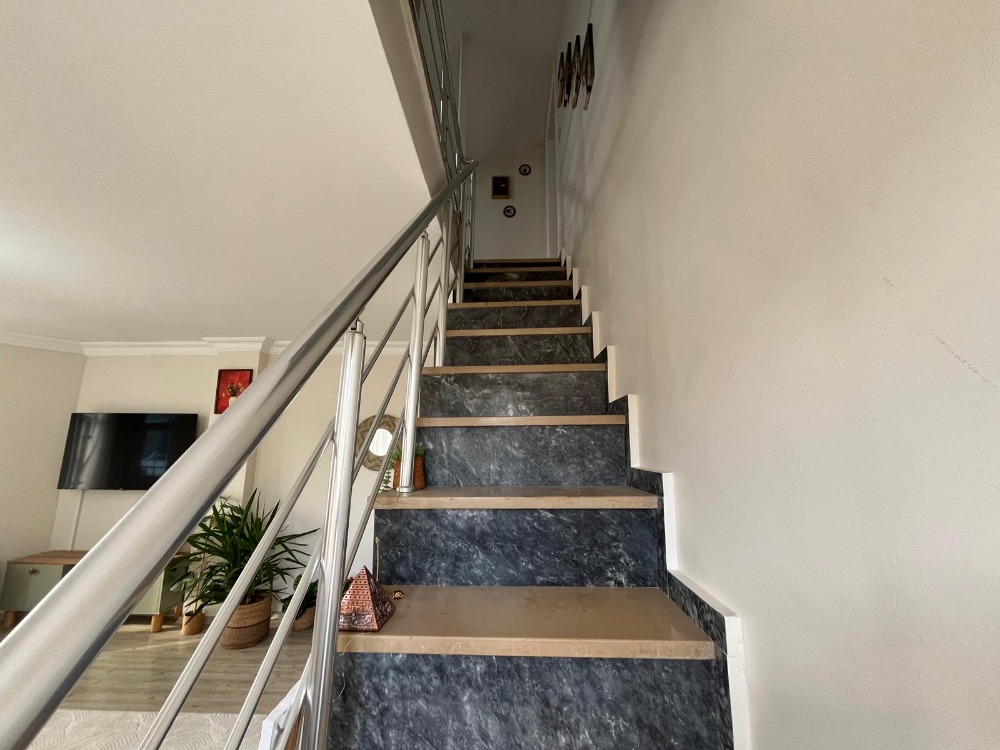 PENDİK GÖZDAĞINDA MUHTEŞEM TERASLI SATILIK DAİRE