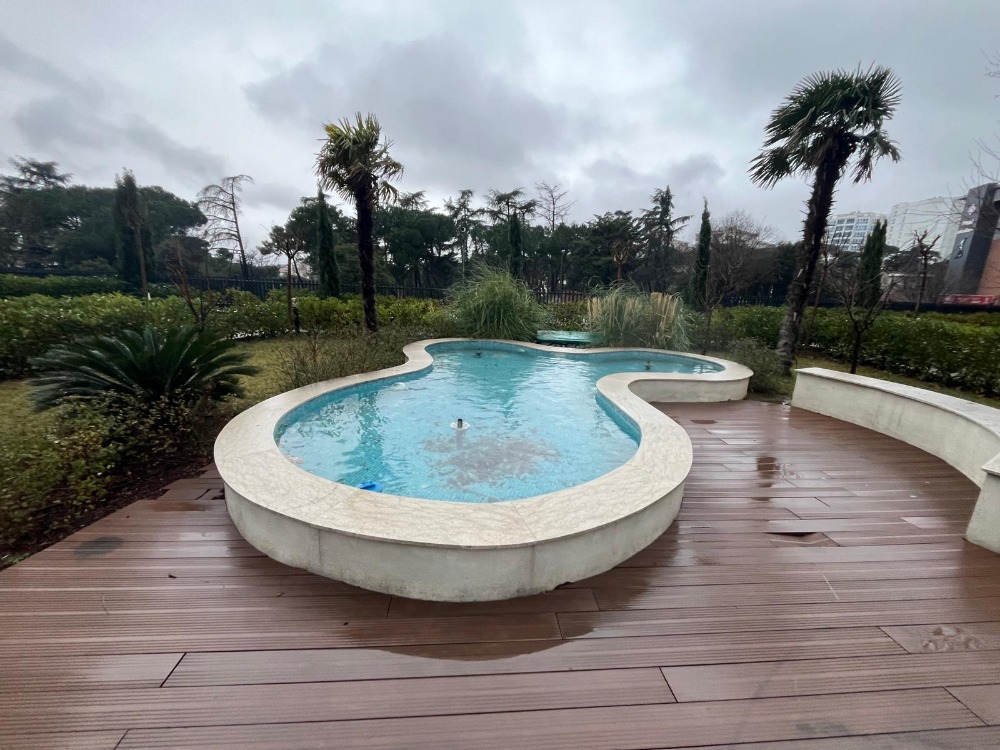 ROYAL GARDEN YAKACIKTA DENİZ MANZARALI 3+1 SATILIK DAİRE 