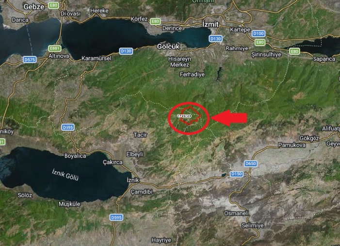 🌄 BURSA İZNİK KIRINTI KÖYÜ’NDE VADİ MANZARALI 539 m² İMARLI ARSA
