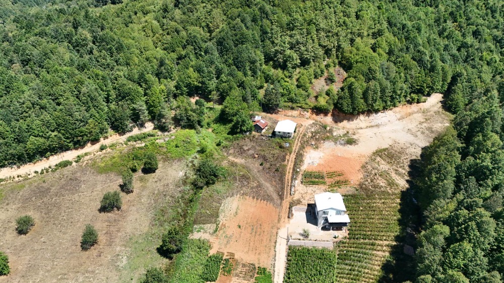 BURSA İZNİK KUTLUCA KÖYÜNDE RESMİ İMARLI SATILIK ARSA