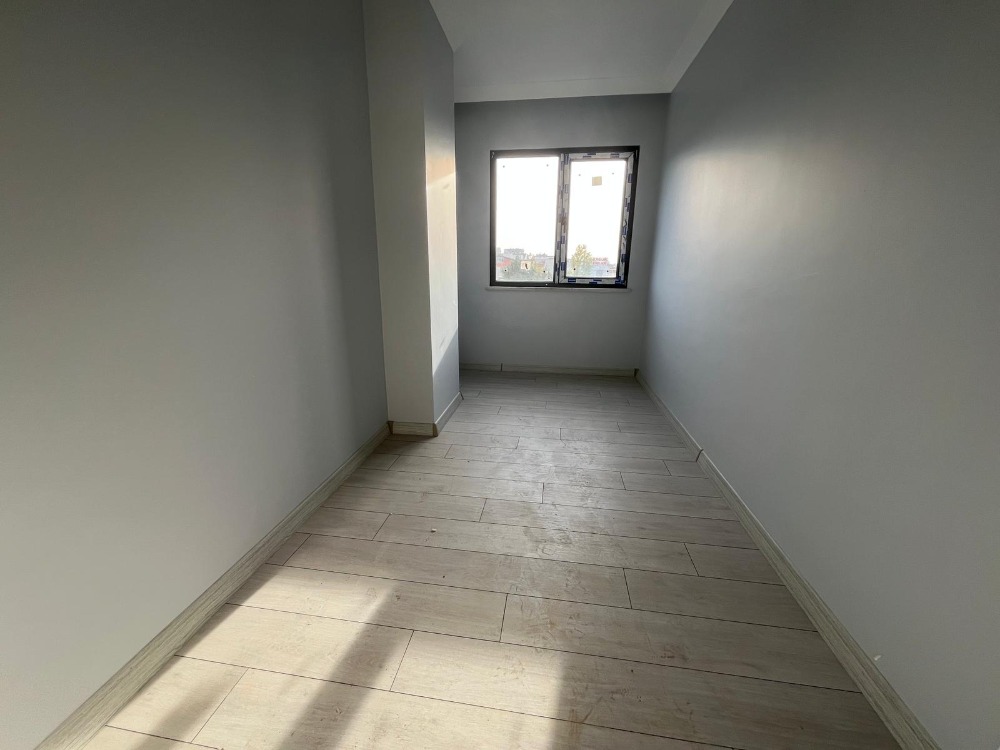 ÇAYIROVA BELEDİYESİ KARŞISI 3+1 ÖN CEPHELİ SATILIK DAİRE