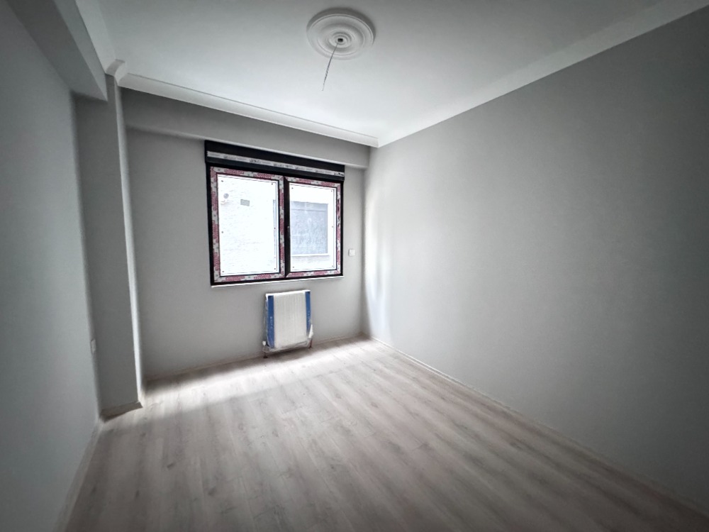 PENDİK BATI MAH. 3+1 DENİZE 200 METRE SATILIK DAİRE