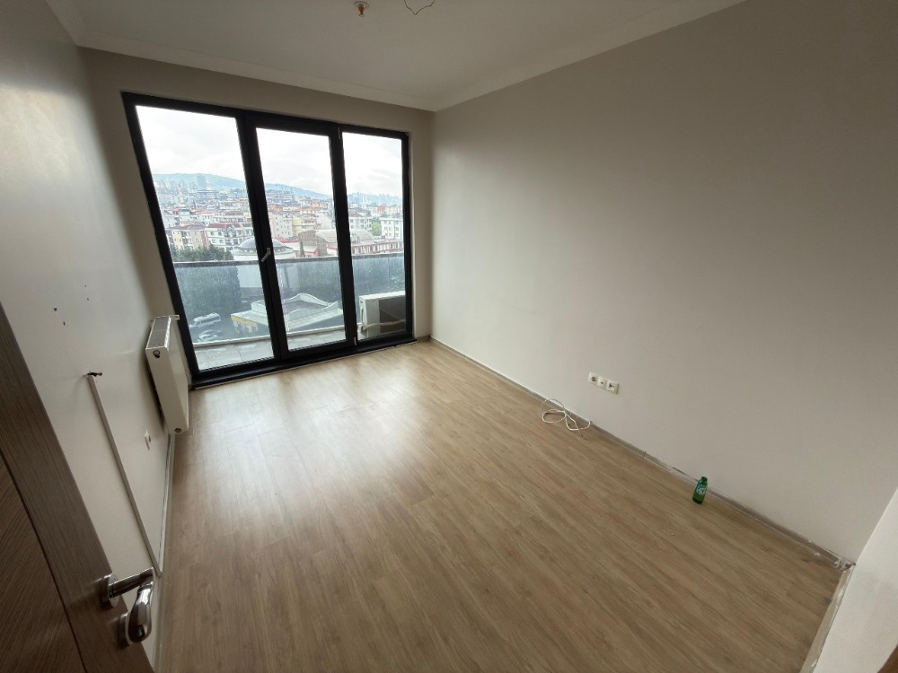 PERA PARK KARTAL SİTESİNDE 2+1 KİRALIK DAİRE