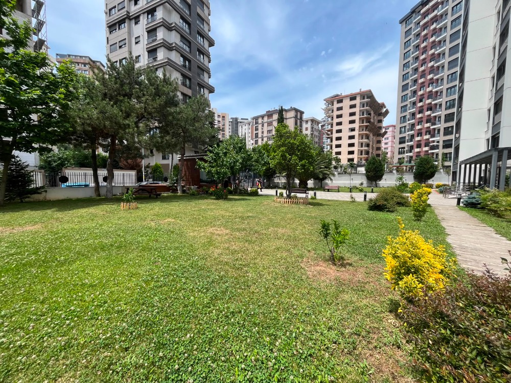 ÇINAR GOLD SİTESİNDE FULL EŞYALI DENİZ MANZARALI KİRALIK DAİRE