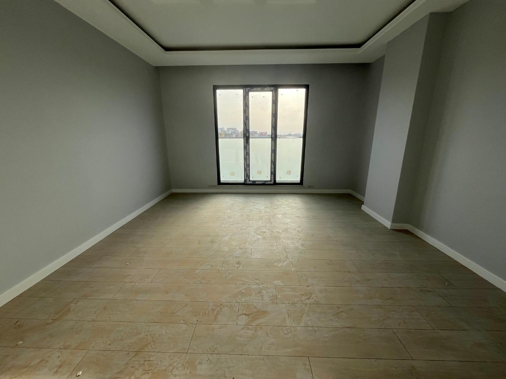 ÇAYIROVA BELEDİYESİ KARŞISI 3+1 ÖN CEPHELİ SATILIK DAİRE