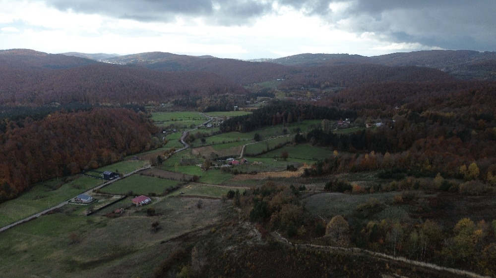 🌄 BURSA İZNİK KIRINTI KÖYÜ’NDE VADİ MANZARALI 539 m² İMARLI ARSA
