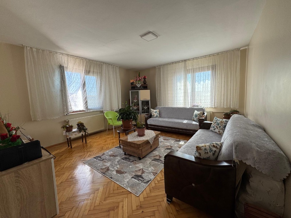 Orhantepe Mahallesinde Konum Avantajlı 3+1 Satılık Daire