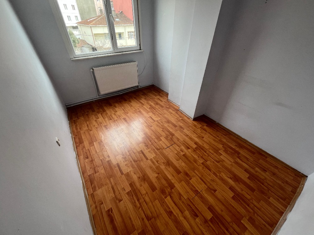 İKİZYUVA GAYRİMENKULDEN KİRALIK 2+1 KONUM AVANTAJLI DAİRE 