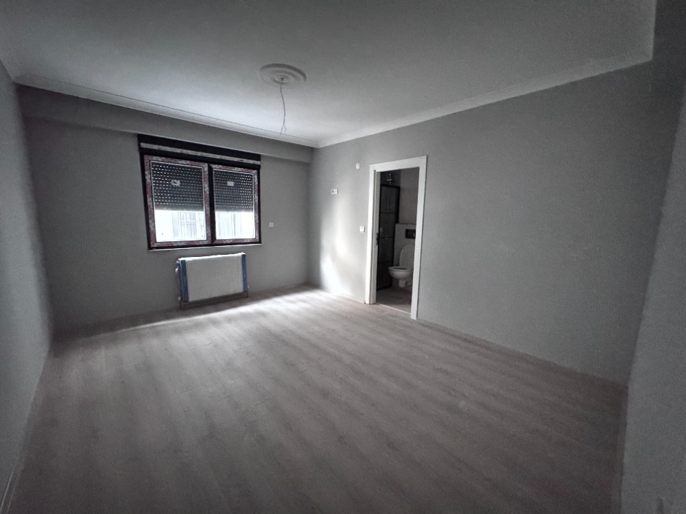 PENDİK BATI MAH. 3+1 DENİZE 200 METRE SATILIK DAİRE