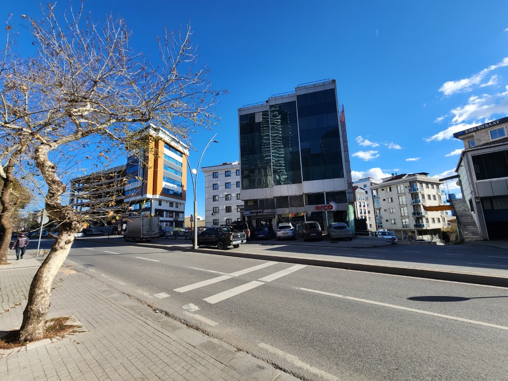 KARTAL SPOR CADDESİ CEPHELİ KİRALIK 170 m² KURUMSAL OFİS