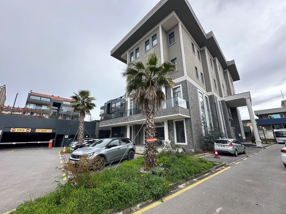 ÇEKMEKÖY ÇAMLIYAKA PROJESİNDE KİRALIK SIFIR OFİS KATI