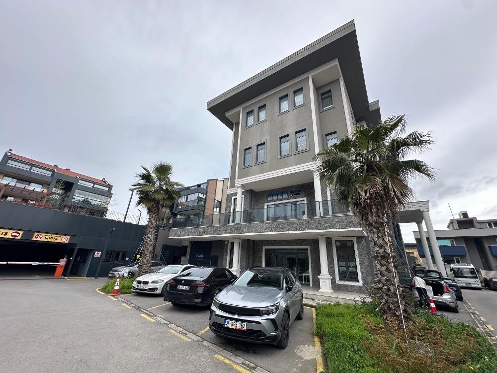 ÇEKMEKÖY ÇAMLIYAKA PROJESİNDE KİRALIK SIFIR OFİS KATI